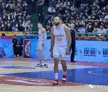 包含转会期CBA季后赛焦点战;毕尔巴鄂竞技止住颓势;媒体盛赞;控场能力受关注的词条 包含转会期CBA季后赛焦点战;毕尔巴鄂竞技止住颓势;媒体盛赞;控场能力受关注的词条