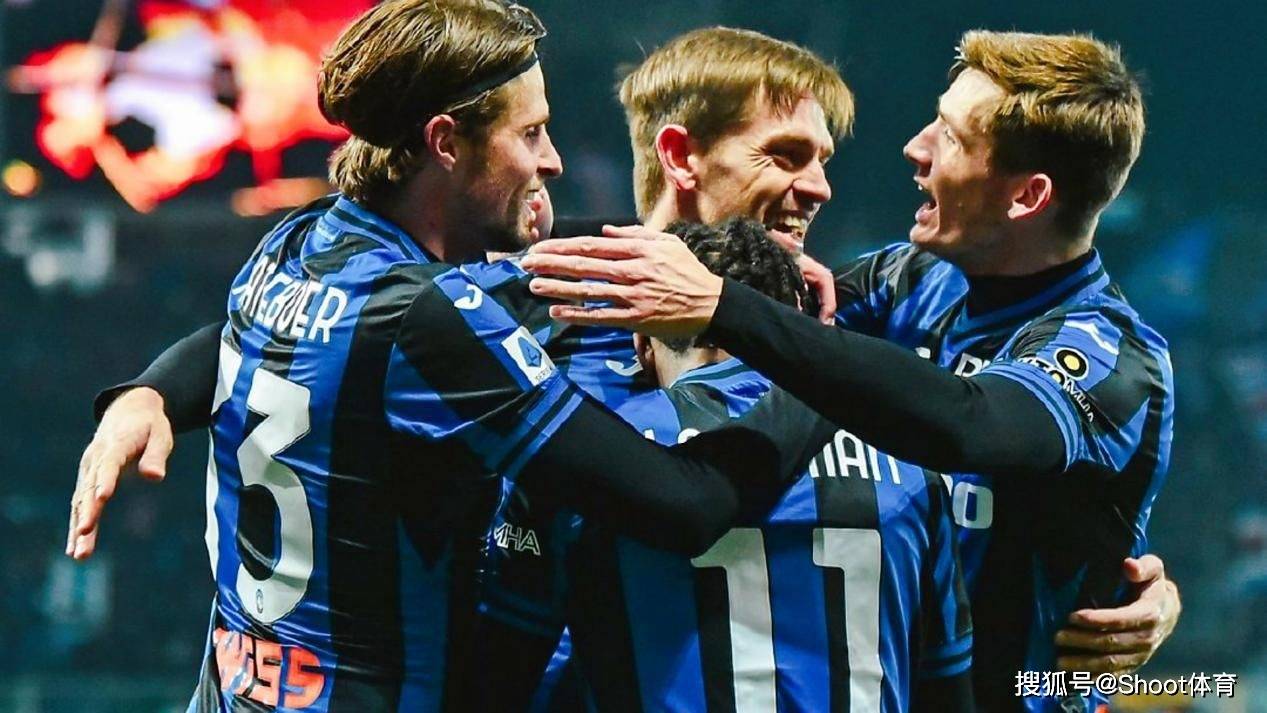 亚特兰大训练开放日,赛前队长鼓劲引欢呼,德国杯在即,身体对抗强度拉满(亚特兰大vs格拉茨风暴赛事分析前瞻) 亚特兰大训练开放日,赛前队长鼓劲引欢呼,德国杯在即,身体对抗强度拉满(亚特兰大vs格拉茨风暴赛事分析前瞻)